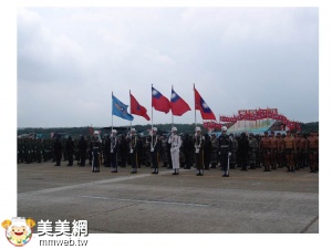 【圖說】馬總統校閱了參演部隊和各式裝備，對於國軍高昂的士氣和壯盛的軍容感到振奮。（攝影／姜秀珠記者）