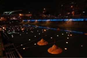 屏東綵燈節在屏東市萬年溪沿岸佈置17個燈區