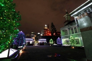 中區耶誕私房景點 歐式建築柳原教堂點亮繽紛燈飾